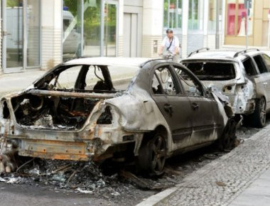 Άγριες συγκρούσεις και συλλήψεις στο κέντρο του Βερολίνου (φωτό)